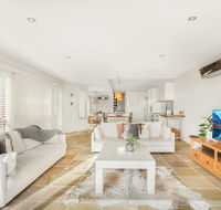 Family House With BBQ Deck Water View and Parking - Accommodation Burleigh