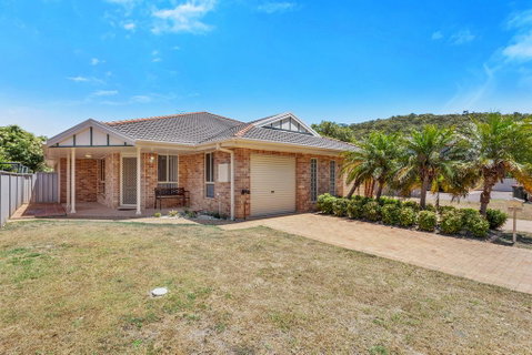 Farm Road, 6A - Accommodation Burleigh 0