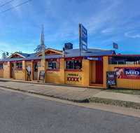 Fernvale Hotel Motel