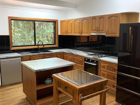 Figtree Getaway - Accommodation Burleigh 3