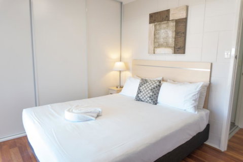 Fingal Bay Holiday Park - Accommodation Burleigh 3