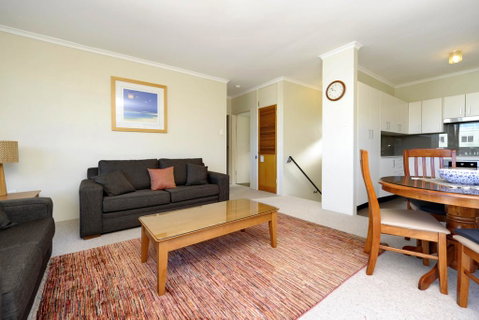 Fingal Court Unit 3 - Fingal Bay - Accommodation Burleigh 1