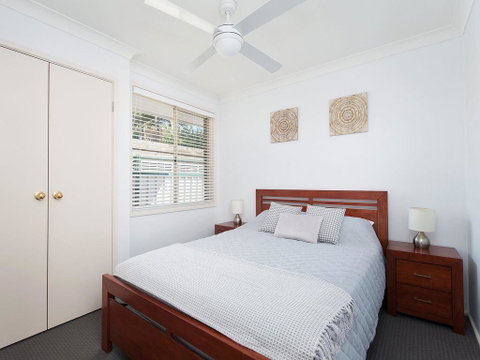 Fingal Waves @ Fingal Bay NSW - Accommodation Burleigh 1