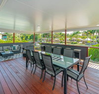 Finlay's Retreat - Pet Friendly House - Yamba - Accommodation Burleigh