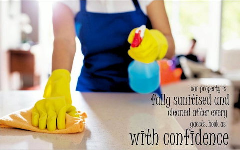 FITZROY FANTASTIC 1BR APT With FREE WINE, NETFLIX, WIFI, Close To TRAMS, COLES - Accommodation Burleigh 3