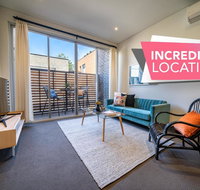 Floral on Frew - Heart of the CBD - Wifi - Netflix - Accommodation Burleigh