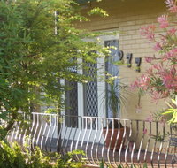 Flying Spur Motel - Accommodation Burleigh