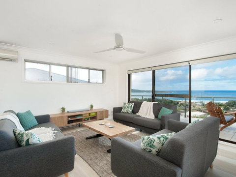 Forever Fingal At Fingal Bay - Accommodation Burleigh 0