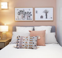 Former Dress Circle Nth Adelaide Apt with Aircon - Accommodation Burleigh