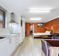 Fossicker Caravan Park - Accommodation Burleigh