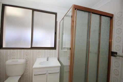 FRASERS COTTAGE- 23 Castle St Laurieton - Accommodation Burleigh 1