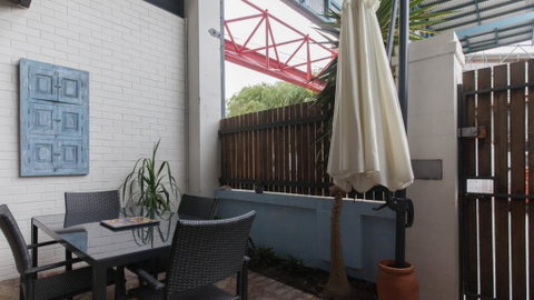 Fremantle Terrace - Accommodation Burleigh 2