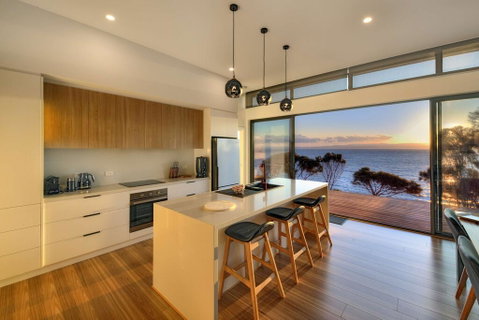 Freycinet Coastal Retreat - Accommodation Burleigh 1