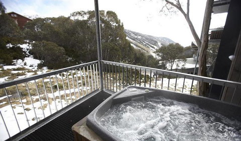 Frueauf Village - Accommodation Burleigh 2