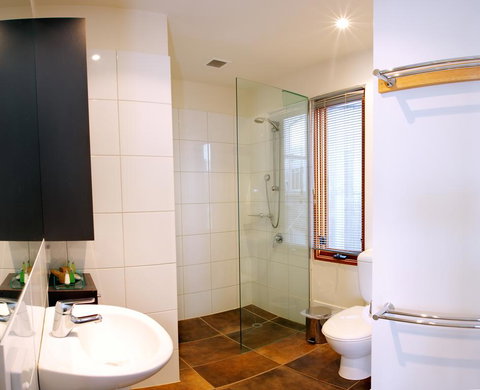 Frueauf Village - Accommodation Burleigh 0