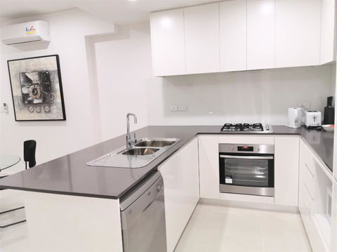 G04 Courtyard Apartment - Accommodation Burleigh 0
