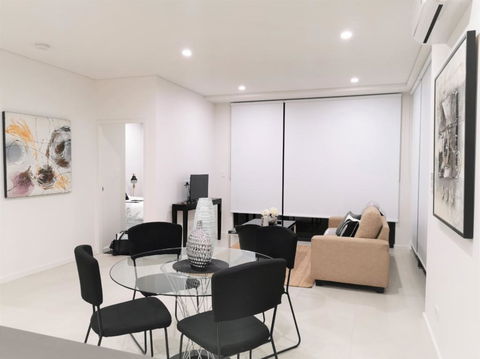 G04 Courtyard Apartment - Accommodation Burleigh 2