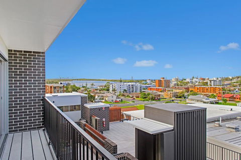 G149 - Apt 1 - Accommodation Burleigh 3
