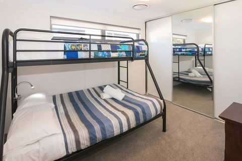 GALE HOUSE - Accommodation Burleigh 3