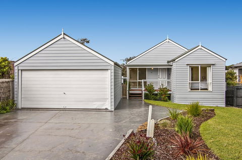 GDay Beach House - Accommodation Burleigh 0