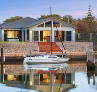 Geographe House - Accommodation Burleigh