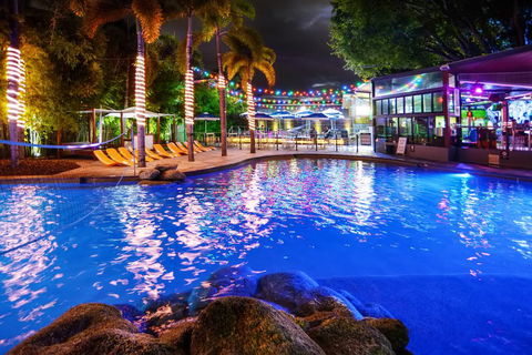 Gilligan's Backpacker Hotel & Resort Cairns - Accommodation Burleigh 1