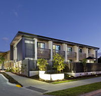 Glen Hotel and Suites - Accommodation Burleigh