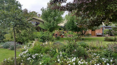 Glenhope Alpaca Farm Suites - Accommodation Burleigh 2