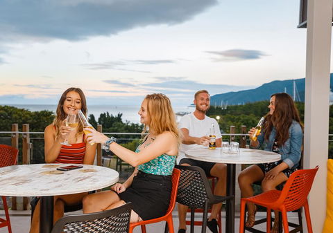 Global Backpackers Cairns - Accommodation Burleigh 3