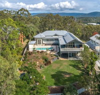 Gold Coast Stunning Home and Unit close to Theme Parks - Accommodation Burleigh