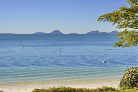 Gorgeous Harbourside! - Accommodation Burleigh 2