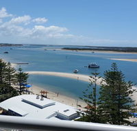 Grand Hotel Ocean view Apartment Labrador - Accommodation Burleigh