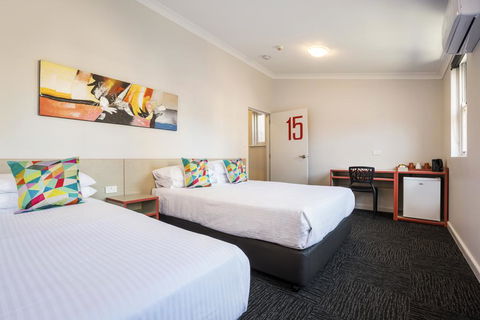 Granville Hotel - Accommodation Burleigh 3