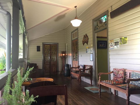 Grey Gum Lodge - Accommodation Burleigh 2
