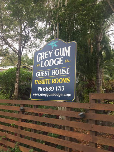 Grey Gum Lodge - Accommodation Burleigh 1