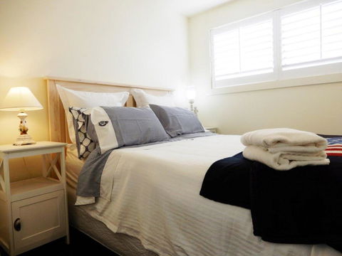 Gulls Way - Accommodation Burleigh 2
