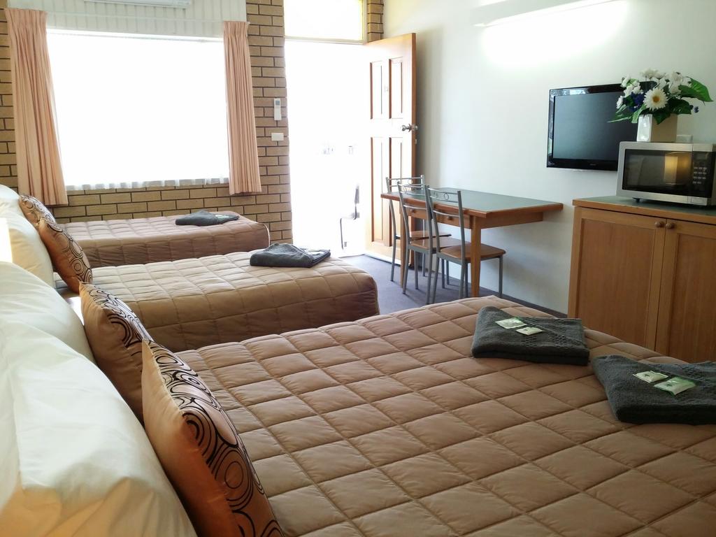 Tubbamurra NSW Accommodation Burleigh