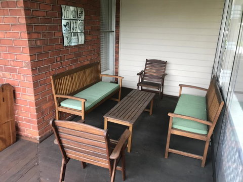 Hamptons Inn Bed & Breakfast - Accommodation Burleigh 2