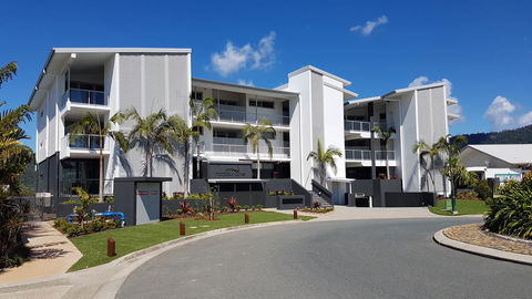 Harbour Cove - Accommodation Burleigh 0
