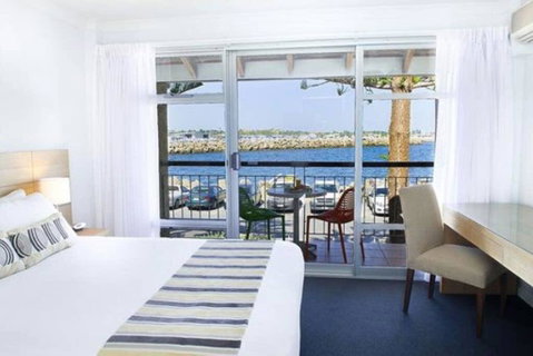 Harbour View Apartment - Accommodation Burleigh 0