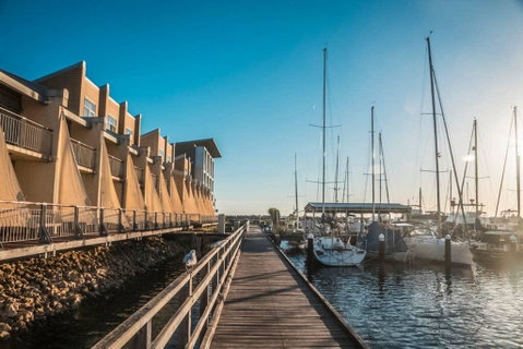 Harbour View Apartment - Accommodation Burleigh 3