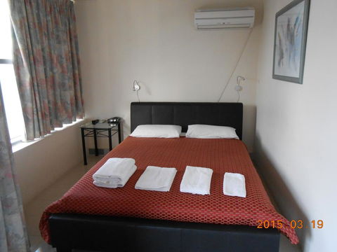 Harringtons102 - Accommodation Burleigh 3