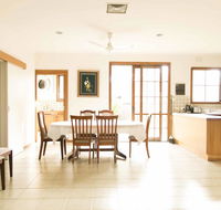 Hawthorn Holiday House - Accommodation Burleigh