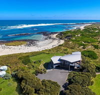 HEARN'S BEACH HOUSE - Accommodation Burleigh