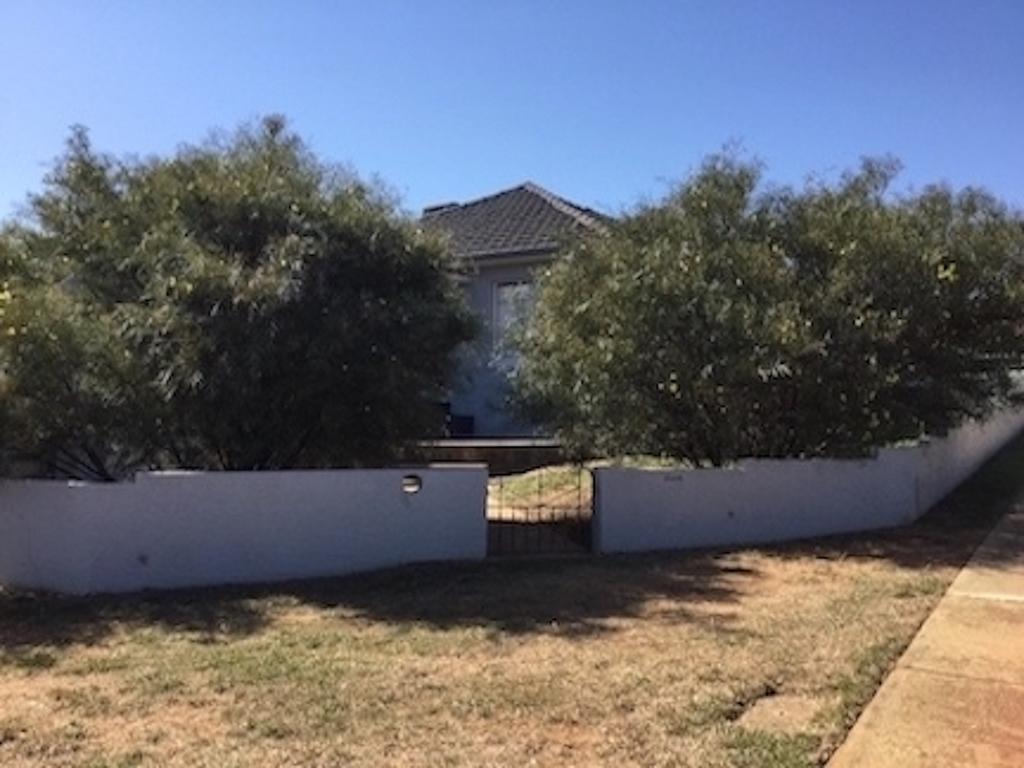 Tolland NSW Accommodation Burleigh