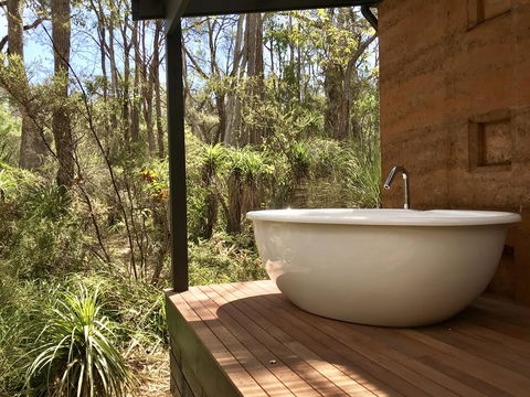 Hidden Valley Forest Retreat - Accommodation Burleigh 0