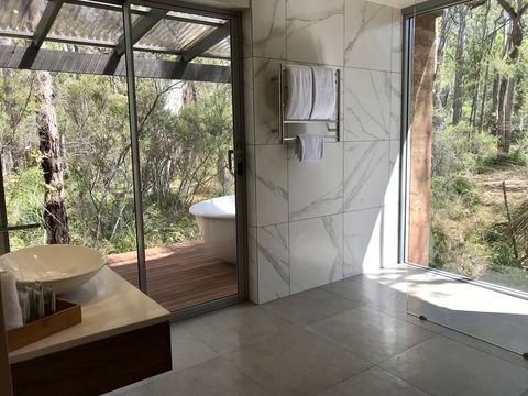 Hidden Valley Forest Retreat - Accommodation Burleigh 2