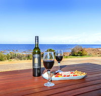 High Tide - Wallaroo Beachfront Property - Pet-Friendly - Accommodation Burleigh