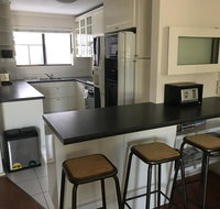 Hillarys Family Holiday Home - Accommodation Burleigh