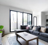 HOLIDAY HOME 3BR TOWNHOUSE with WIFI NEAR HIGHPOINT - Accommodation Burleigh